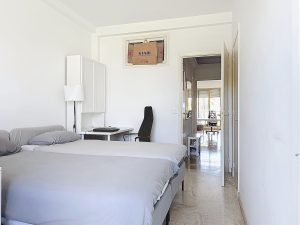 Nizza Cimiez – Appartamento trilocale con ampia terrazza con vista mare ininterrotta
