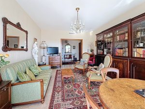 Nice Cimiez / Cemenelum – Spacieux 3 pièces avec vue mer dans prestigieuse résidence avec parc