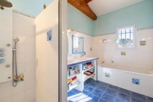 Nice – Gairaut 300m2 detached house with 2200m2 wooded garden