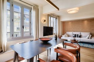 NICE – Dubouchage – Stunning 4-room apartment of 100.89 sqm in a character residence in the heart of the city