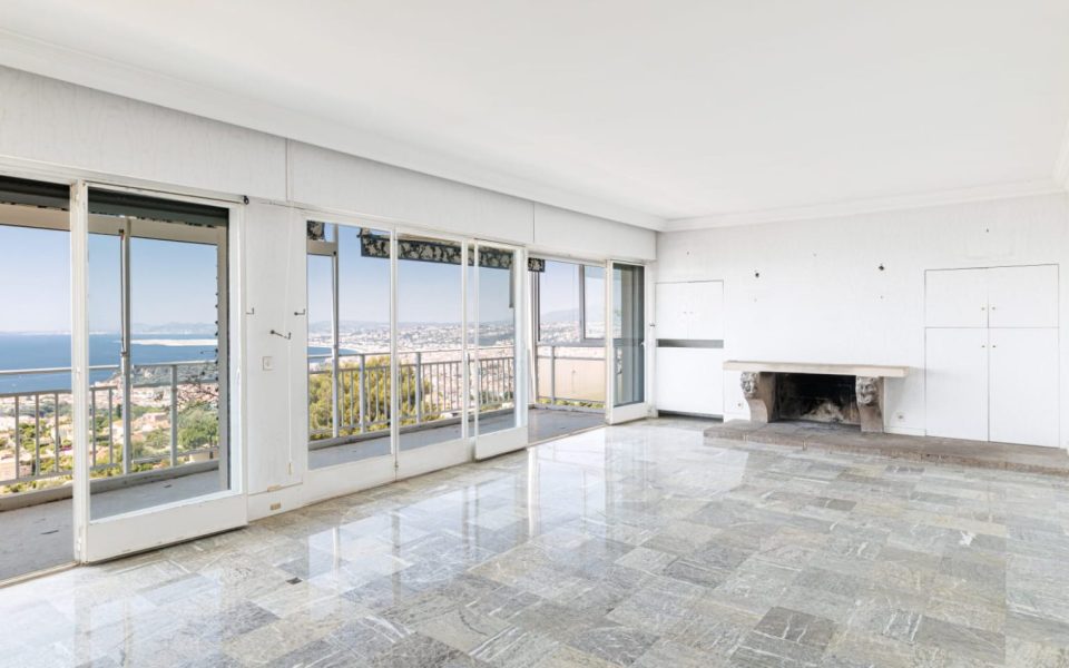 NICE – Le Vinaigrier – 142 m² en dernier étage avec terrasses et vue panoramique d’exception
