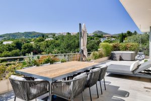 Nice Gairaut / Rimiez – Exceptional 5 Bedoom flat with Panoramic Terrace, in a Secure Estate