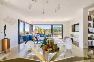 Nice Gairaut / Rimiez – Exceptional 5 Bedoom flat with Panoramic Terrace, in a Secure Estate