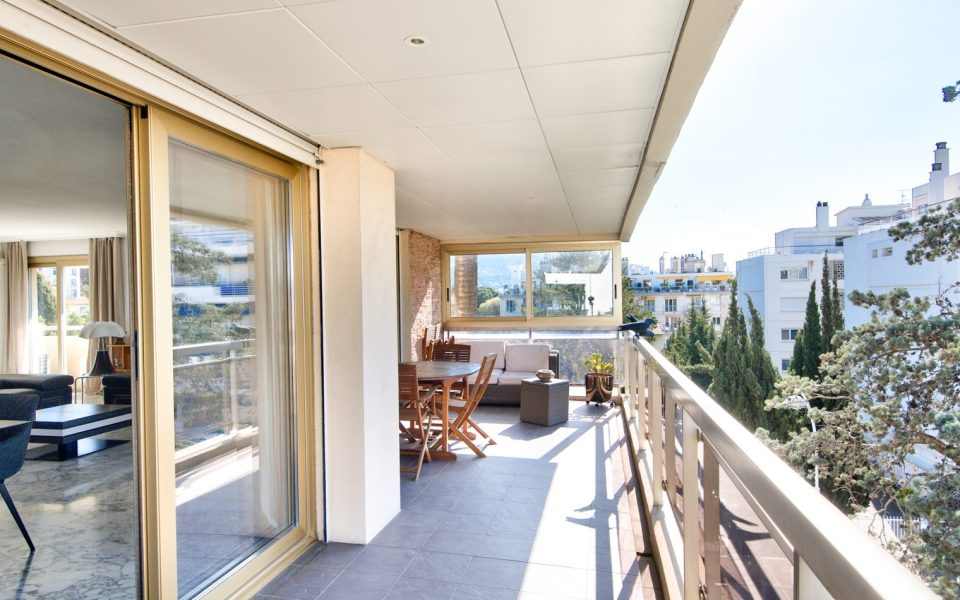 Nice – Cimiez Appartement 4 pièces 126m2 dans résidence luxe avec piscine