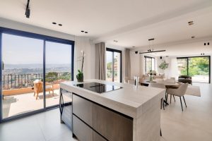 NICE – Mont Boron – Stunning 120 m² Penthouse Fully Renovated with an 80 m² Terrace and Panoramic View