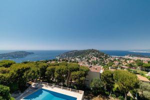 NICE – Le Vinaigrier – 142 m² en dernier étage avec terrasses et vue panoramique d’exception