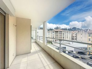 Nizza – Riquier – Spazioso appartamento di 2 locali di 39m2 con una bella terrazza esposta a sud