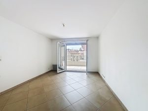 Nizza – Riquier – Spazioso appartamento di 2 locali di 39m2 con una bella terrazza esposta a sud
