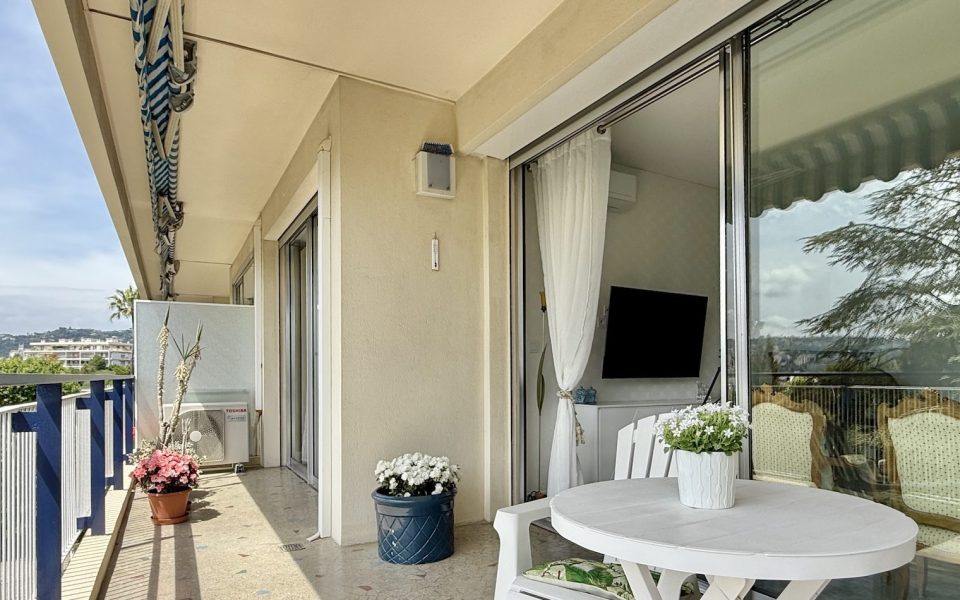 Nice Cimiez – Spacieux 3 pièces de 80 m2 dans résidence luxueuse