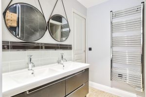 Quiet duplex apartment in the heart of Vieux Villefranche
