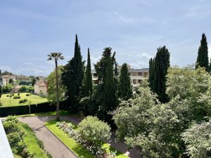 Nice Cimiez – Spacieux 3 pièces de 80 m2 dans résidence luxueuse