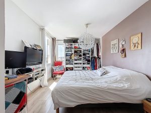 Charming House with Sea View in Nice East.