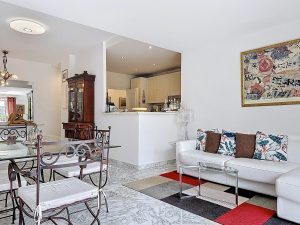 Nice Cimiez – Espace, calme, piscine : que du bonheur !