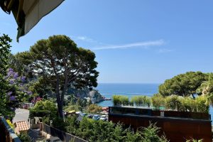 Nice Mont Boron – 3 pièces refait à neuf avec Vue Mer