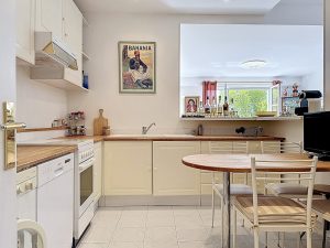 Nice Cimiez – Espace, calme, piscine : que du bonheur !