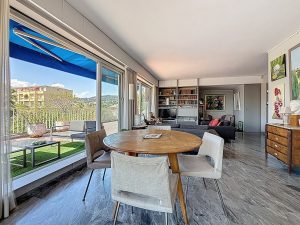 Cimiez Storico – Ultimo piano con terrazza circolare, vista mare e palazzi Belle Époque