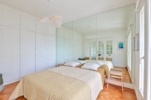 Nice Cimiez – Magnificent Renovated 2-Bedroom Apartment in a Prestigious Residence