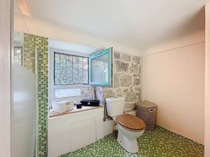 Nizza Valrose – Affascinante appartamento bilocale duplex in un palazzo Belle Epoque con giardino