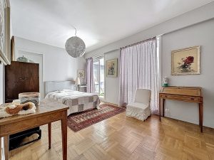 Cimiez Storico – Ultimo piano con terrazza circolare, vista mare e palazzi Belle Époque