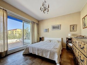 Cimiez Storico – Ultimo piano con terrazza circolare, vista mare e palazzi Belle Époque
