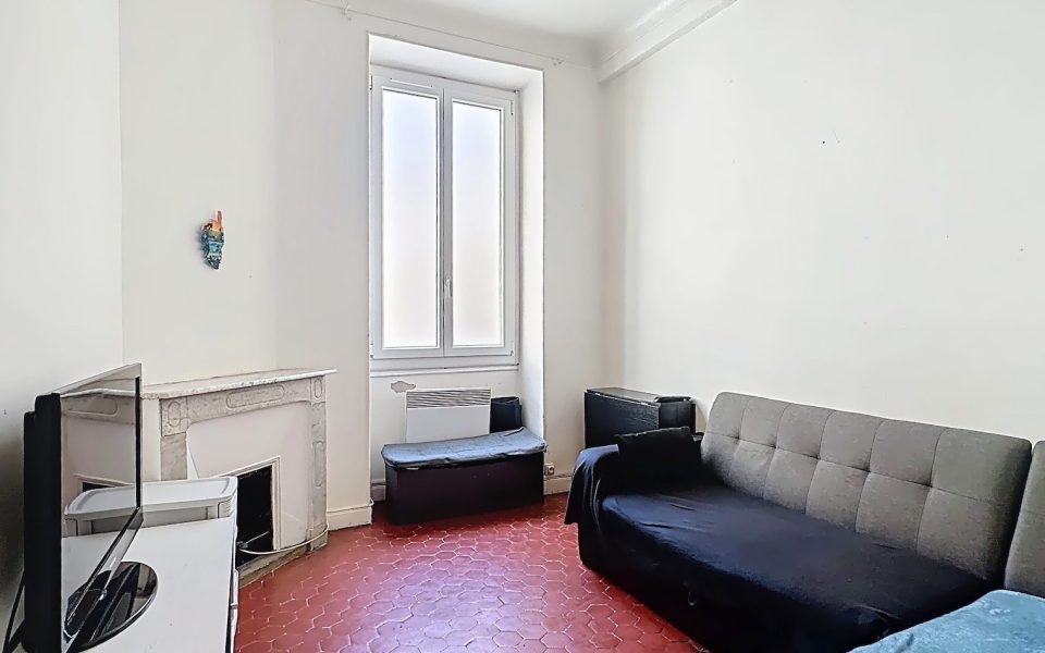 Quiet 2-room flat – Libération, Nice