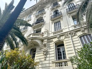 Beautiful 1 Bedroom Garden Apartment in the Heart of Cimiez