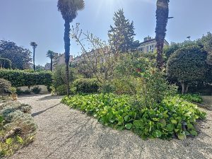 Nizza Valrose – Affascinante appartamento bilocale duplex in un palazzo Belle Epoque con giardino