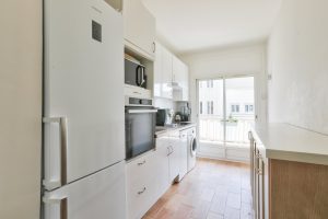 Nice Cimiez – Magnificent Renovated 2-Bedroom Apartment in a Prestigious Residence