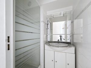 Nice Cimiez – 3 bedrooms corner apartment with garage in Cimiez