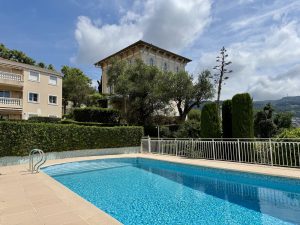 Nice Cimiez – Espace, calme, piscine : que du bonheur !
