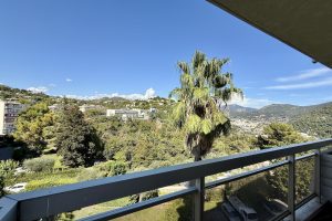 Nice Cimiez La Paloma – Appartement 3 pièces à rénover – Terrasse, vue dégagée et garage
