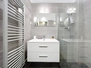 Nice Promenade des Anglais – Beau 3 pièces 72 m² avec jardin en front de mer