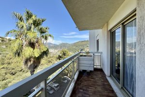 Nice Cimiez La Paloma – Appartement 3 pièces à rénover – Terrasse, vue dégagée et garage
