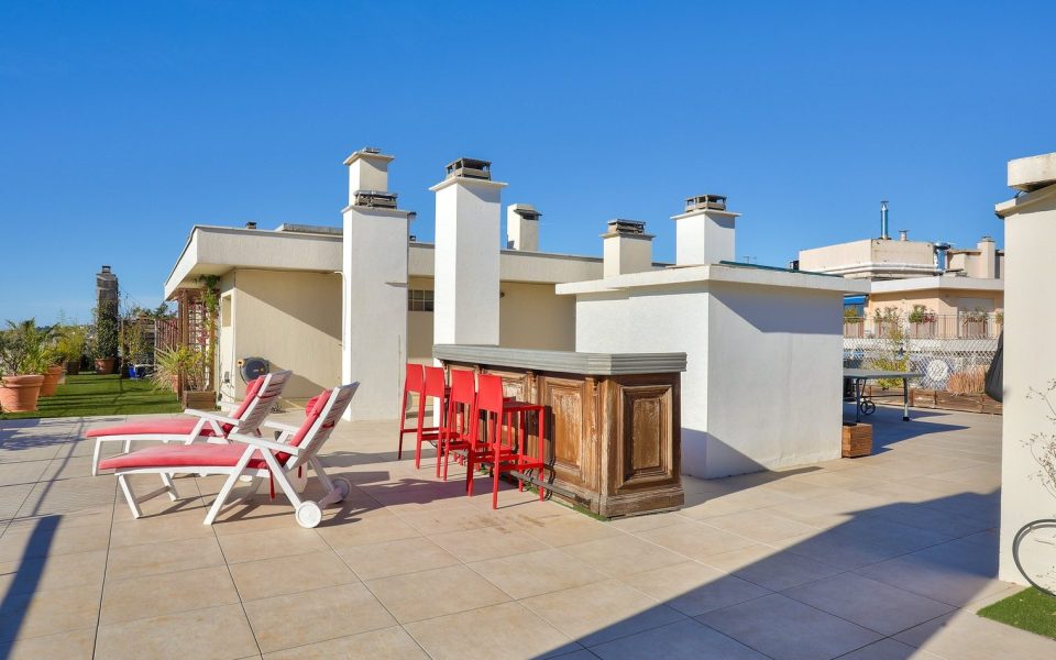 Nice Cimiez – Toit terrasse 3/ 4 pièces de 110 m2 habitables avec terrasse 317 m2