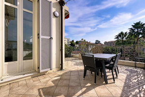Duplex d’Exception à Cimiez avec Vue Mer Panoramique