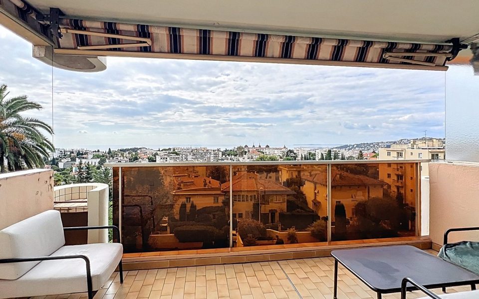 Magnifique 3 pièces meublé à Cimiez